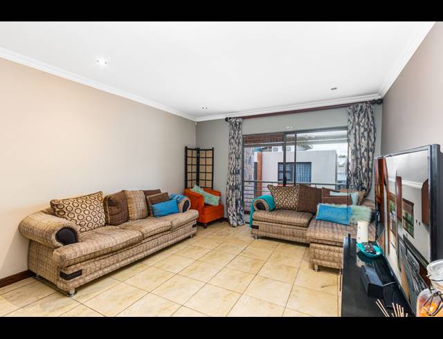 2 BEDROOM SECTIONAL TITLE FOR SALE IN BLACKHEATH